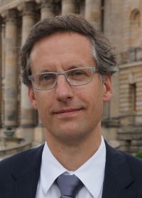 Dr. Christian Raetzke